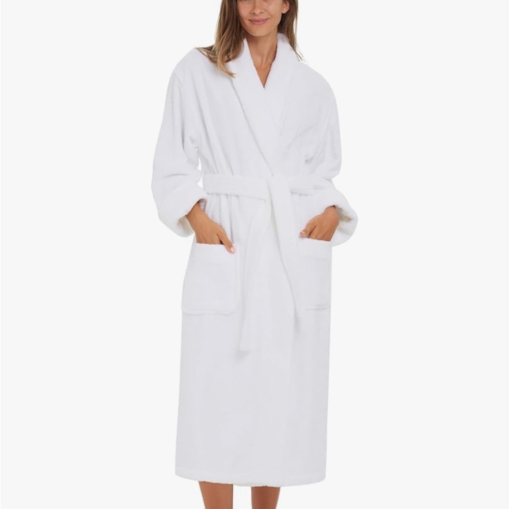 Women's White Plush Robe
